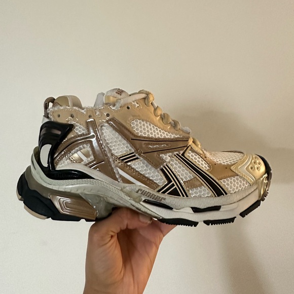 BALENCIAGA WOMENS RUNNERS - Picture 1 of 5